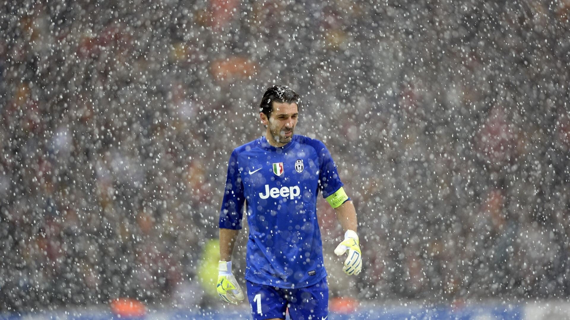 JackeyLove重要时刻表现优异,西班牙队带队取胜!热度持续攀升