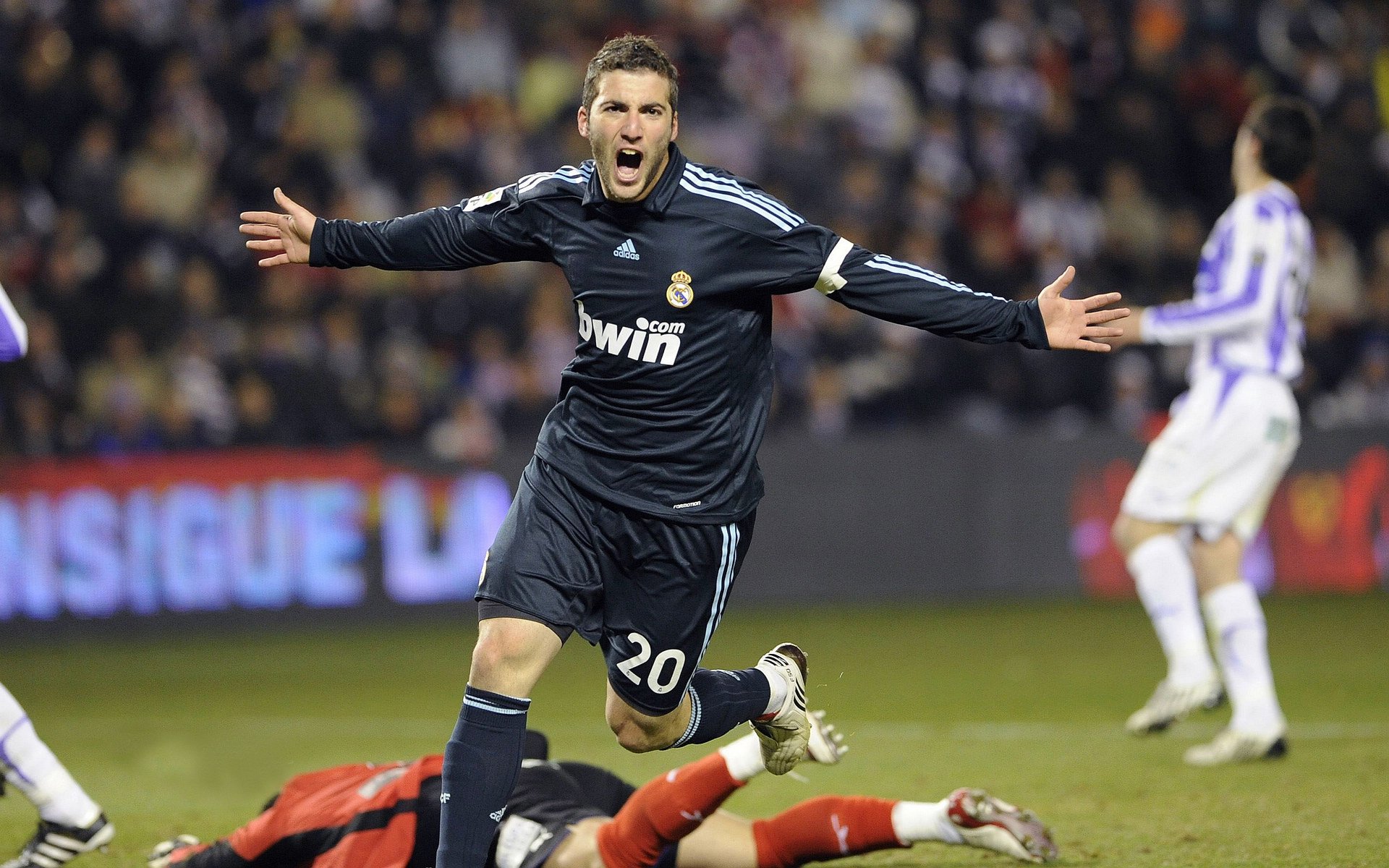 若昂菲利克斯全名